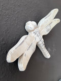 Libelle aus Beton