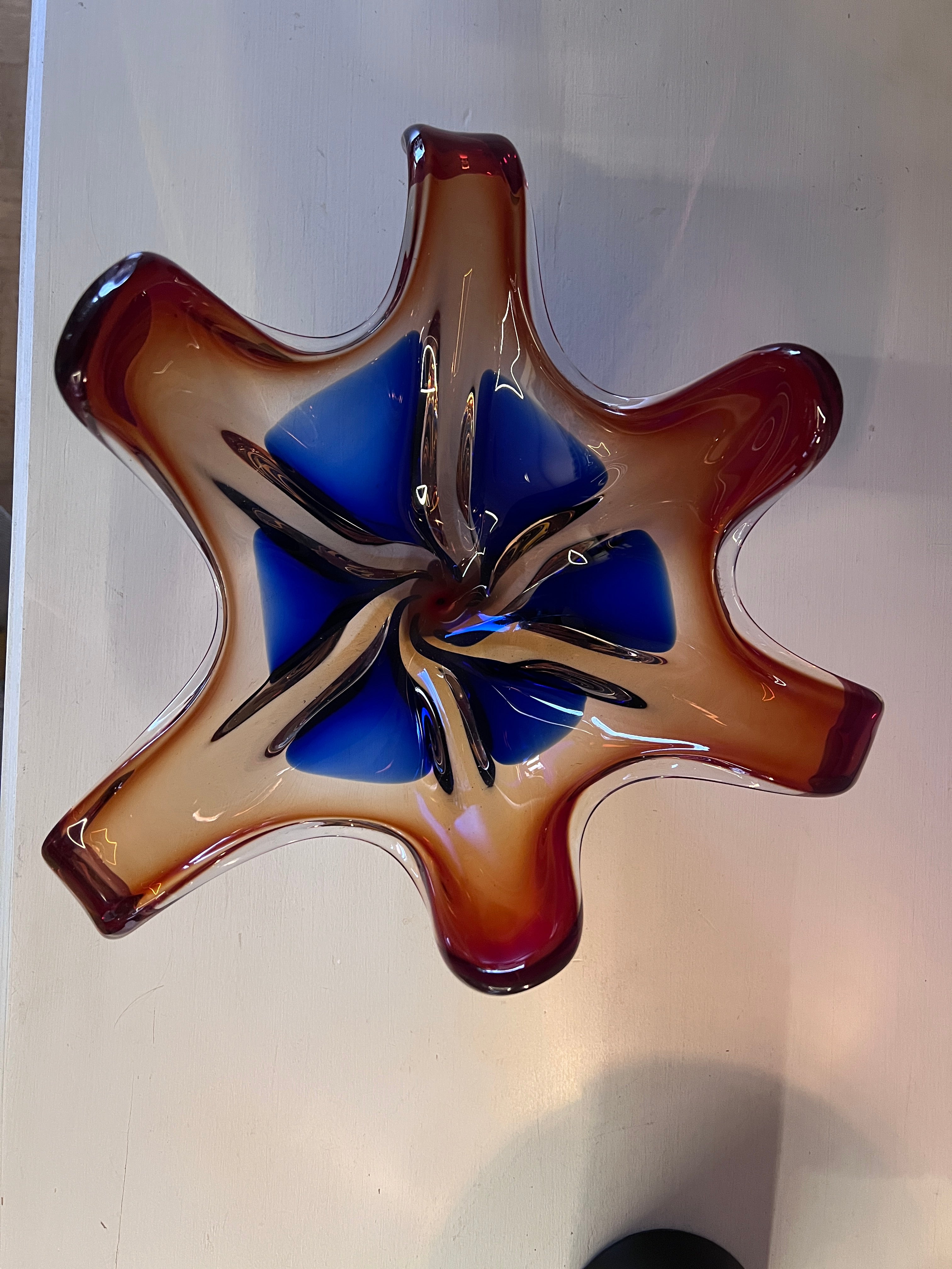 Schale aus Muranoglas
